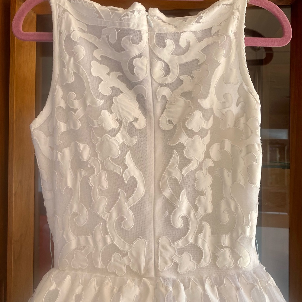 Oscar de la Renta Bridal Gown - Picture 4 of 15